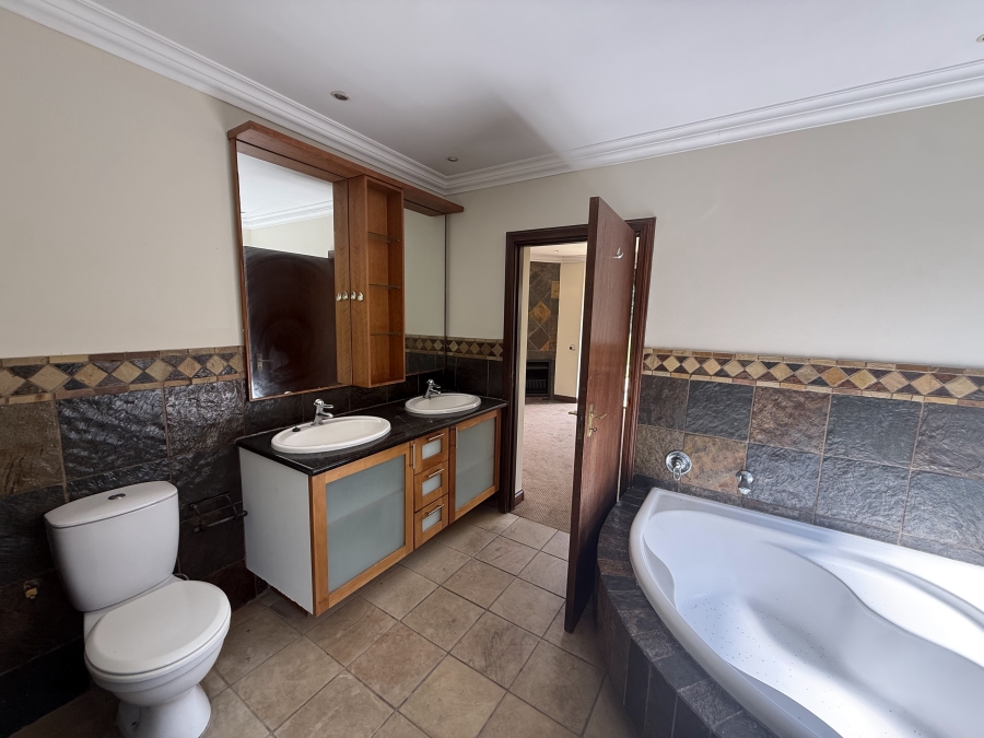 4 Bedroom Property for Sale in Pecanwood Estate North West